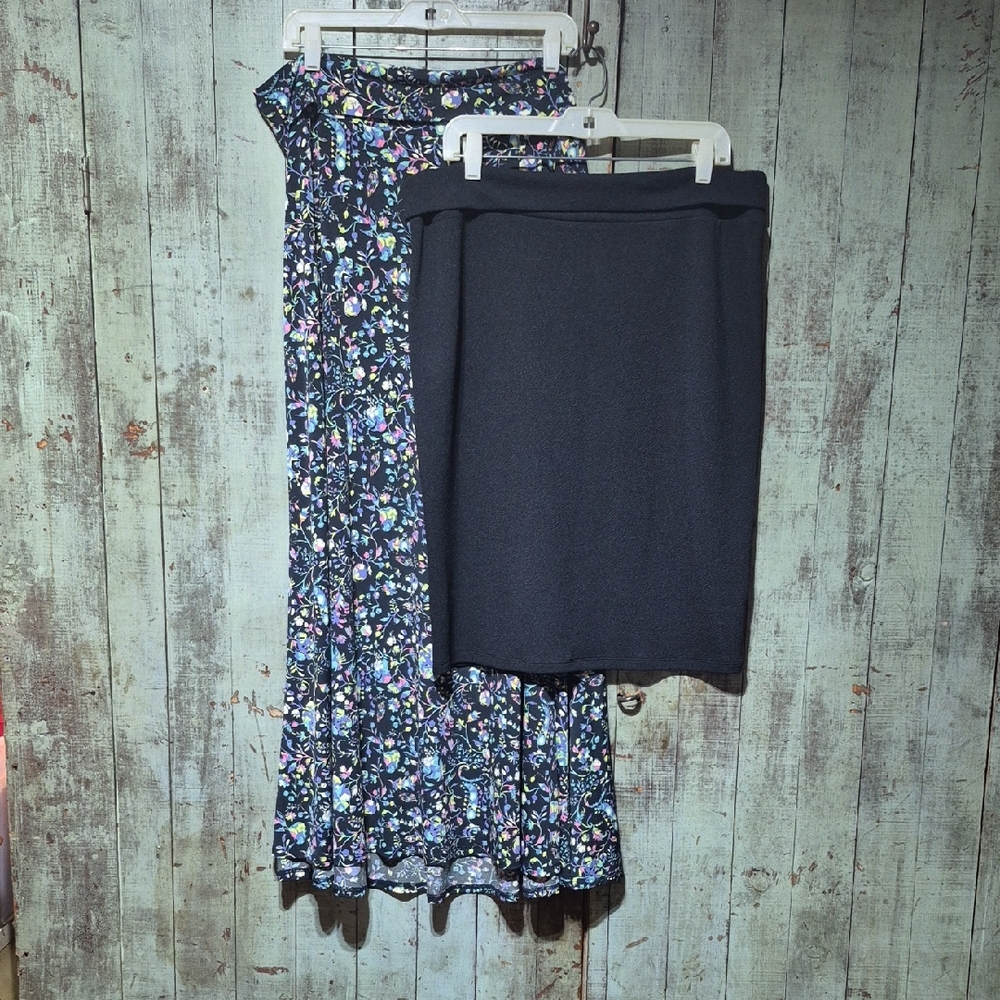LuLaRoe Navy Floral Maxi Skirt with Solid Navy Pencil Skirt